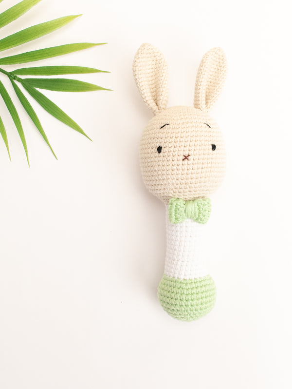 Crochet Rattle / Luke the bunny